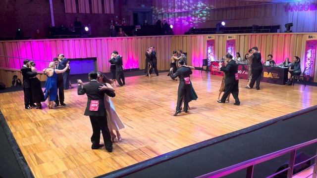 R8)Semifinales del mundial de TANGO Pista 2023 //阿根廷探戈世锦赛2023 Pista组半决赛R8 смотреть онлайн