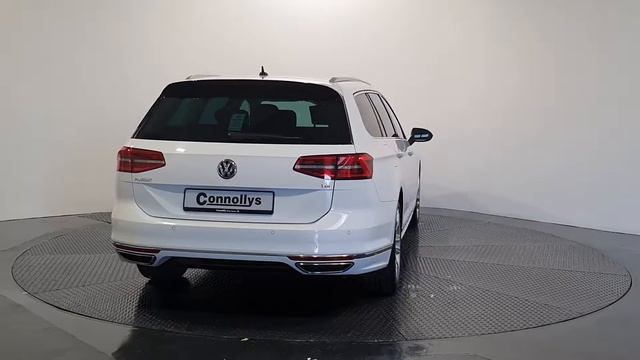 181DL1477 - 2018 Volkswagen Passat HIGHLINE Rline Leather 1.6TDI M6F 120 28... смотреть онлайн