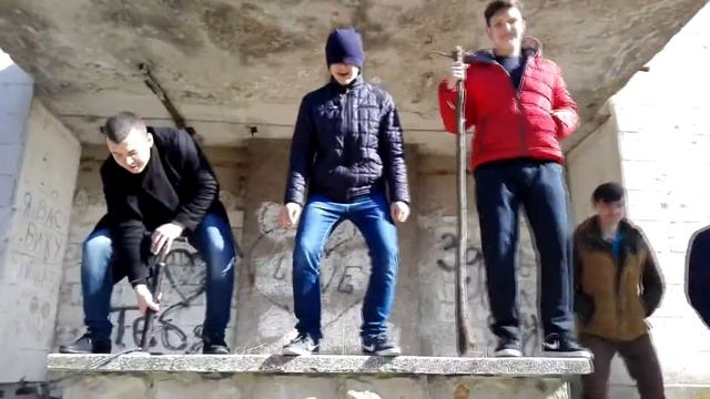 Между нами тает лёд!.( Папушоика Ремикс) смотреть онлайн