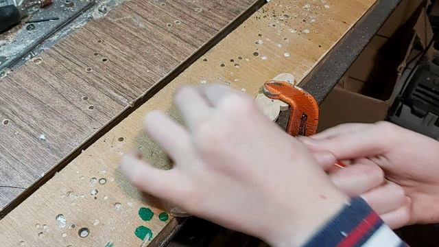 Как сделать нож-бабочку из дерева!(cs:go) DIY #сидимдома смотреть онлайн