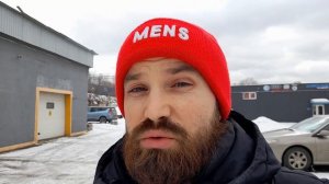 Что хрустит когда начинаешь ехать. Рено сандеро 1, в чём причина?