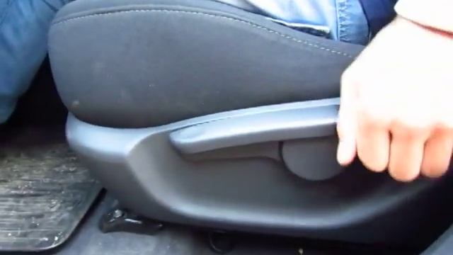 Тест драйв Toyota Auris 1.6 VVT-i (Тойота Аурис) смотреть онлайн