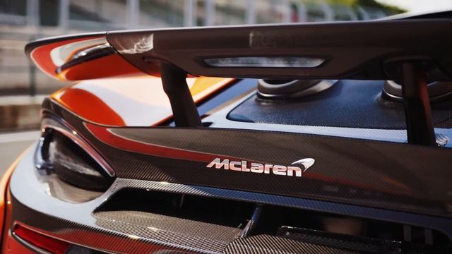 McLaren 600LT: Track Review - Carfection (4K) смотреть онлайн
