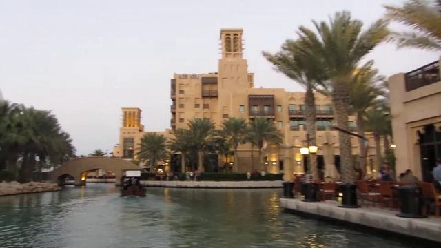 Отдых в Дубае. Мадинат Джумейра (Madinat Jumeirah) - Арабская Венеция. смотреть онлайн