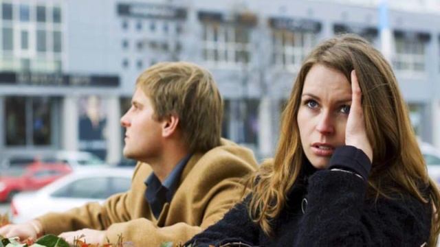 10 ГЛУПЫХ ПОСТУПКОВ РАДИ НОВОГО IPHO смотреть онлайн