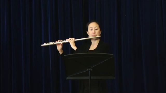 A La Claire Fontaine (Flute Solo) The Young At Heart Flute Player смотреть онлайн