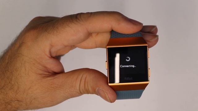 Fitbit Ionic, brand new release, same old band design ! смотреть онлайн