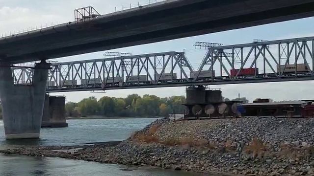 2эс6 на жд мосту возле правой оби смотреть онлайн