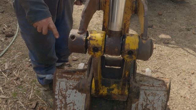 Beginners guide to excavator/digger maintenance - HELPFUL TIPS смотреть онлайн