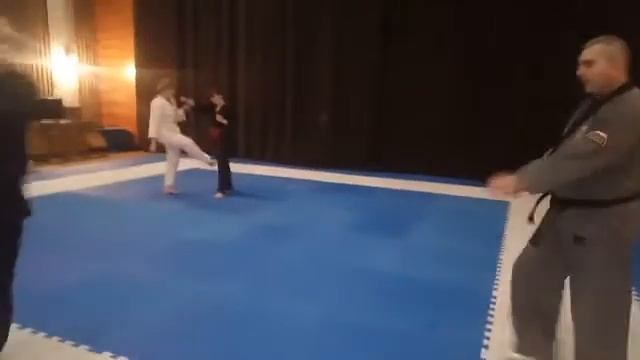 Син Му Хапкидо, болевые на пальцы, Григорий Милованов смотреть онлайн