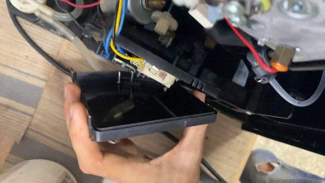 Мелитта Соло трещит, не делает кофе.