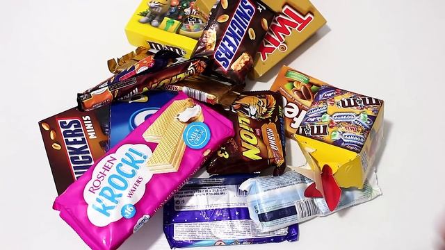 Candyman New Candy Magic Show Zone with Sweets and Candies | a lot of candy with Candy Man смотреть онлайн