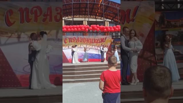Свадебный танец молодожен?? смотреть онлайн