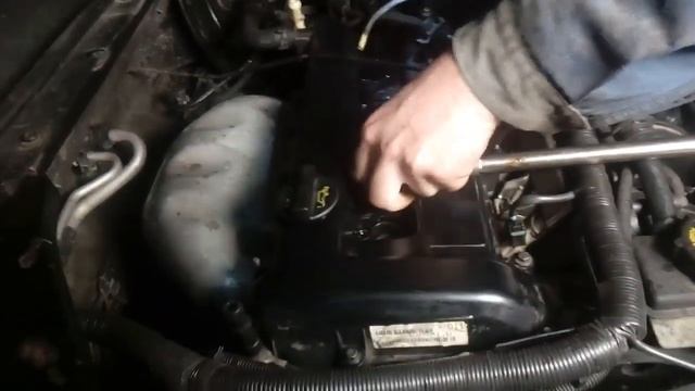 FORD MONDEO MK3 1.8 125KM odc.3 XADO, APLIKACJA PREPARATU DO ROZPUSZCZANIA nagaru z PIERŚCIENI. смотреть онлайн