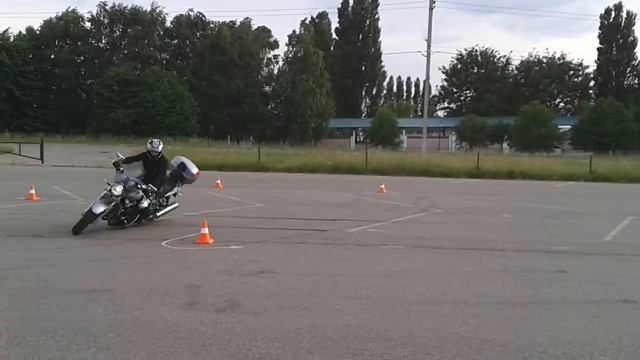 Мотоджимхана на Honda Cb1300 Motogymkhana