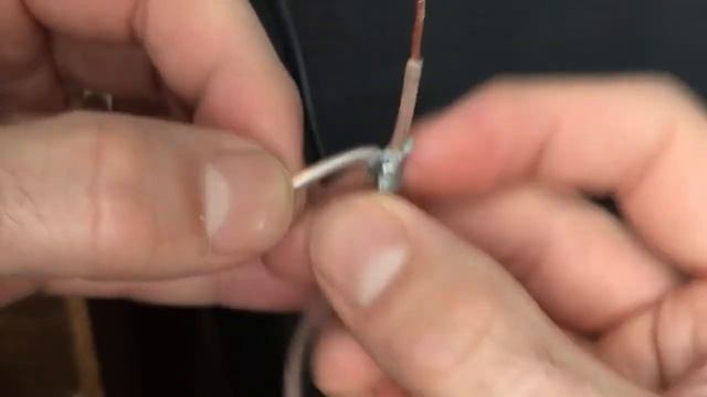 How to Set Up Stereo Speakers | Trouble-Shooting смотреть онлайн