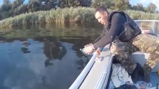 Ловля карпа на "банку". Супер! смотреть онлайн