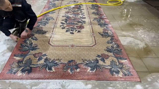 Почистили грязный ковёр в Юниворс / Beautifully Carpet Cleaning in UNIVORS смотреть онлайн