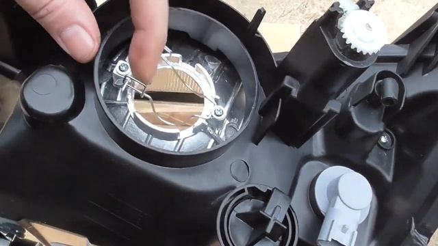 Замена фары Лада Гранта Gamma GMHL3927R. смотреть онлайн