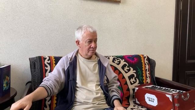 Как понять, что я не это тело? - ЕМ Чайтанья Чандра Чаран прабху (Гуру-ашрам 01.12.20) смотреть онлайн