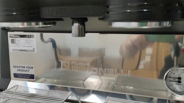 Кофемашина-полуавтомат Nuova Simonelli Appia Life Compact 2Gr S+экономайзер смотреть онлайн