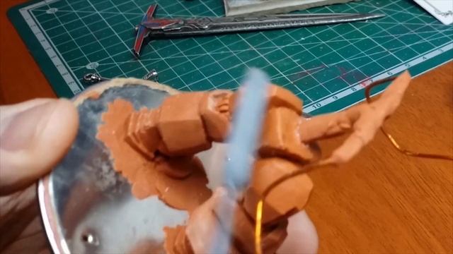 Лепка и вырезание титана робота из Techwars. Лепим из глины бедро, таз. Мех The Last Emperor. 3.