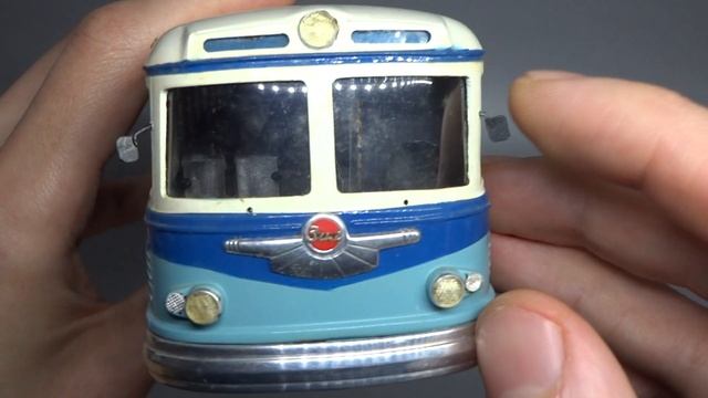 Междугородный автобус ЗиЛ-127 || Редкая модель ручной работы начала 90-х || Масштабные модели 1:43 смотреть онлайн