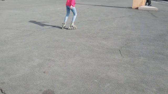 Раздвижные роликовые коньки Larsen смотреть онлайн