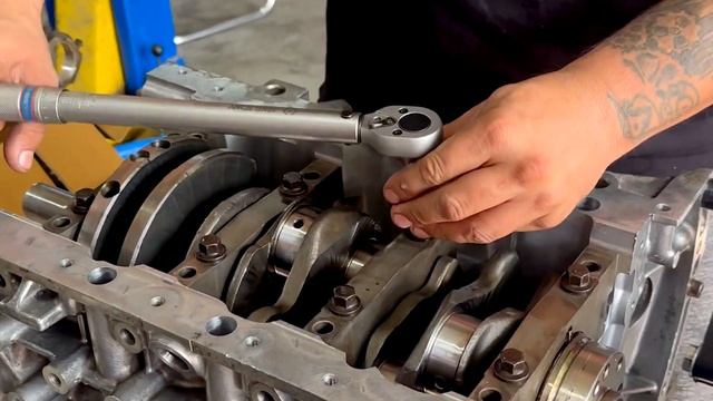 Сборка Двигателя | Ford Explorer V | Капитальный ремонт | Часть #1 | смотреть онлайн