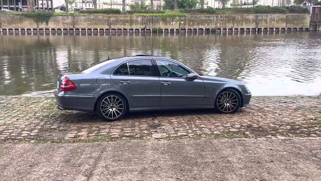BEAUTIFUL MERCEDES W211 ￼| 3.2 ///AMG смотреть онлайн