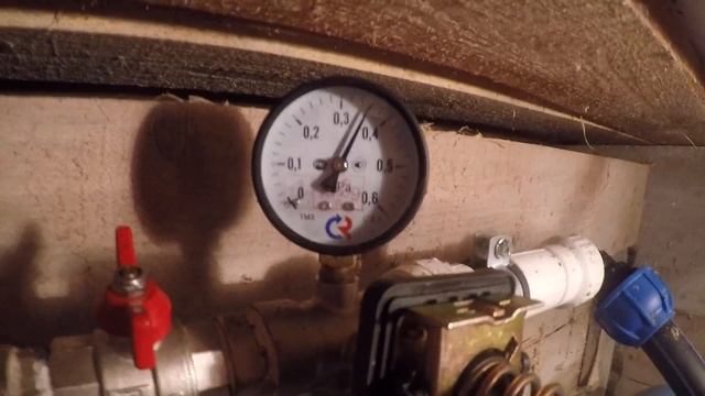 Как отрегулировать (настроить) реле давления воды. смотреть онлайн