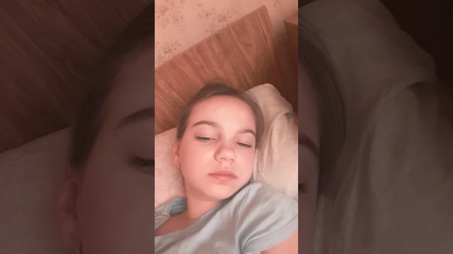 ребятки я сильно заболела у меня температура и горло болит смотреть онлайн