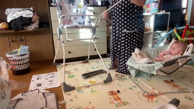 Стульчик для кормления / фирма TOMIX / сборка смотреть онлайн