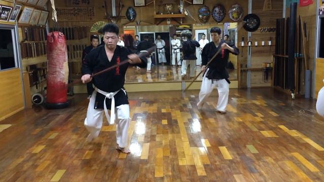 Ufugusuku No Kon Ryukyu Kobudo