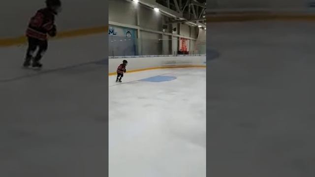 Бросок по воротам Отработка техники броска смотреть онлайн