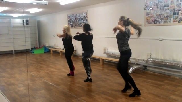 The Imperial March на троих)) Dance Hall, r'n'b, hip-hop, go-go смотреть онлайн