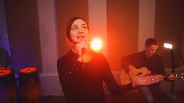 И с нами Он | Сестра Света | Христианские песни | Московские Ворота смотреть онлайн