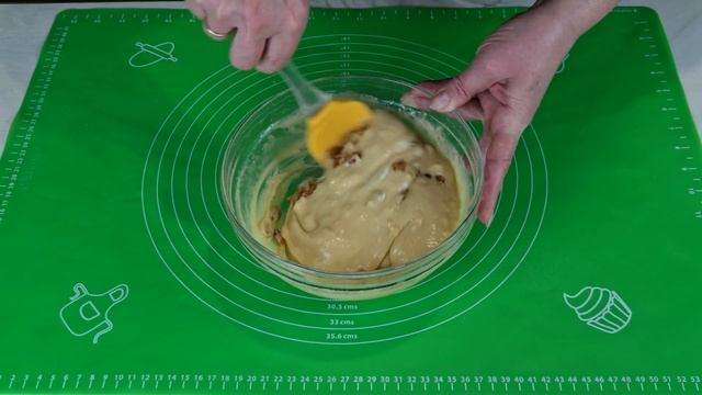 Перемешала джем с содой и получила очень вкусный десерт к чаю