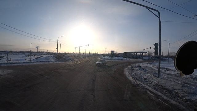 Новый МАЗ 1.1 / Работаю в карьере смотреть онлайн