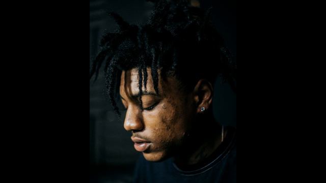 'FREE' 18 Veno "Step Over Me" (prod. Metronome) смотреть онлайн
