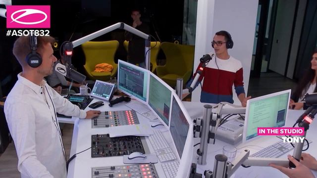 A State of Trance Episode 832 (#ASOT832) смотреть онлайн