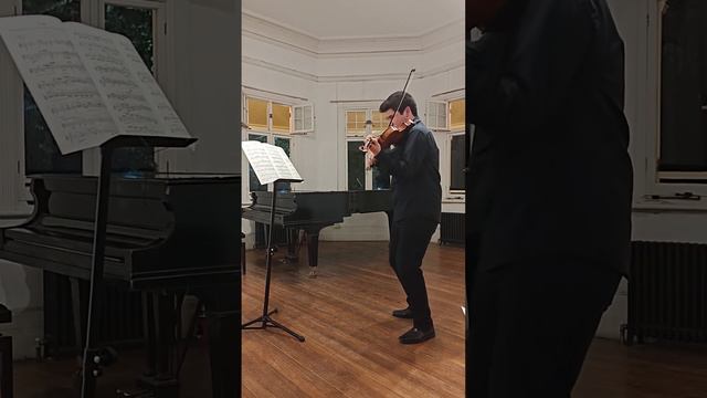 Presentación Concierto-Diálogo de violin de Julián Mellado en Villa Victoria Ocampo - Heinrich Erns смотреть онлайн