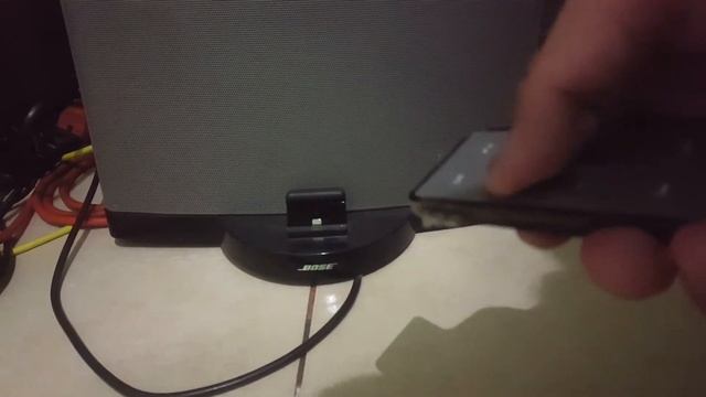BOSE Sounddock Series III смотреть онлайн