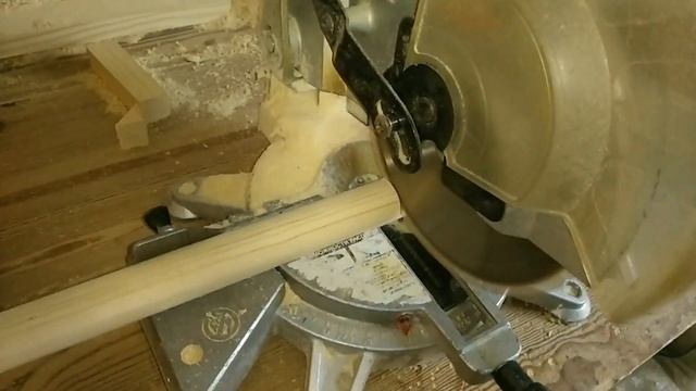 Декоративный колодец из дерева своими руками,Decorative well made of wood with his hands смотреть онлайн