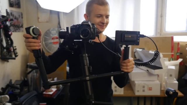 Не устанавливается ? Пульт ZW03 на Zhiyun Crane 2 . Follow focus+remote control #3 смотреть онлайн