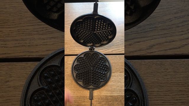 Вафельница чугунная Skeppshult для толстых вафель, 21 см