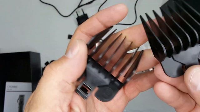 CRONIER CR-26 машинка для стрижки смотреть онлайн