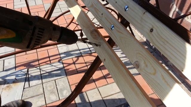 Установка деревянной скамейки смотреть онлайн