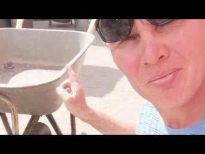 Переделал одноколесную тачку на двухколесную.