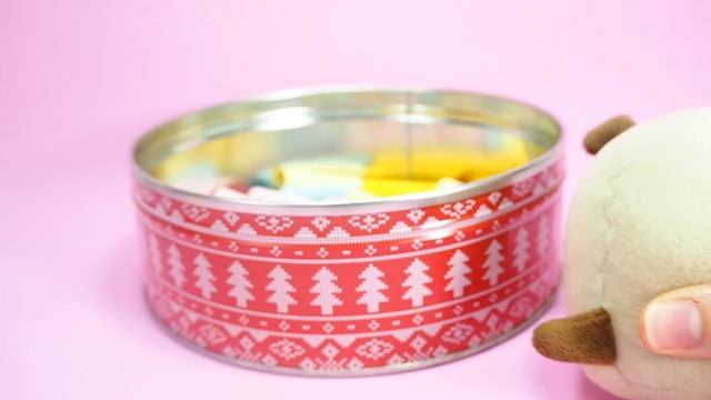 Коварные записки с предсказаниями, и пожеланиями от фокусника кролика смотреть онлайн
